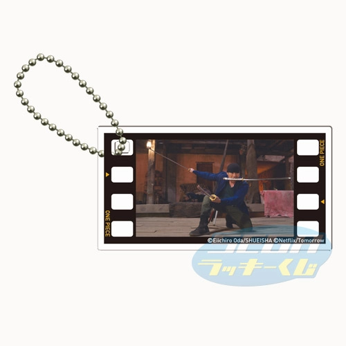 E賞-2 フィルム風アクリルキーチェーン デザインB 全長約6.8cm