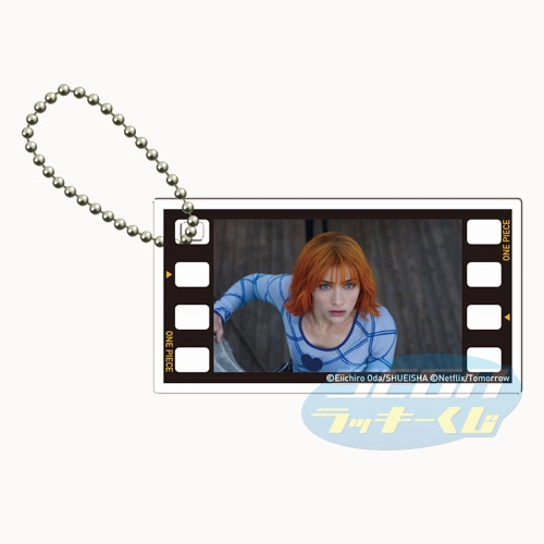 E賞-3 フィルム風アクリルキーチェーン デザインC 全長約6.8cm