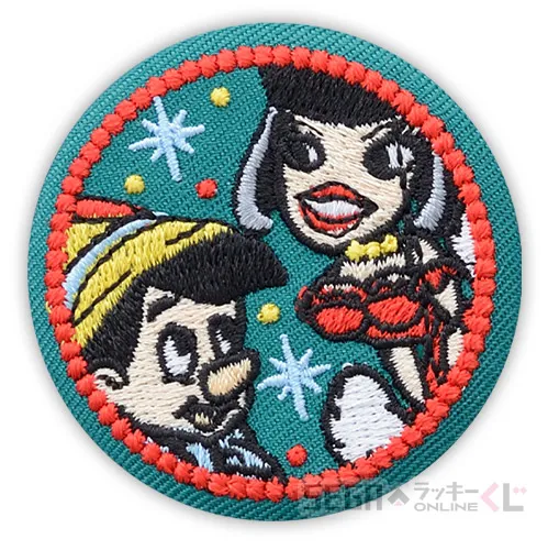 D賞-8 刺繍缶バッジ ピノキオ＆操り人形の女の子 [約5cm]