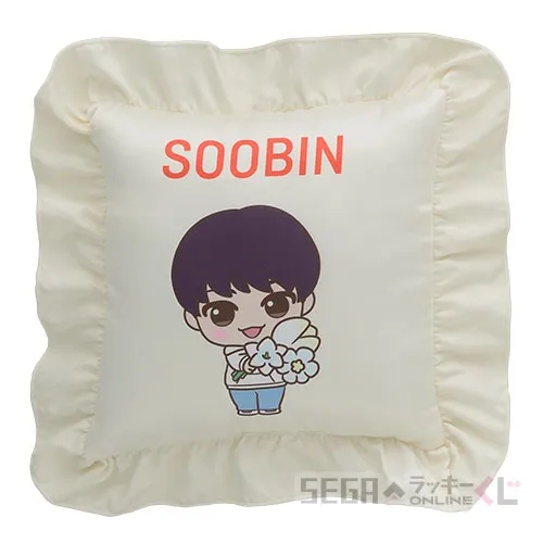 B賞-1 クッション SOOBIN [W26×D9×H26cm]